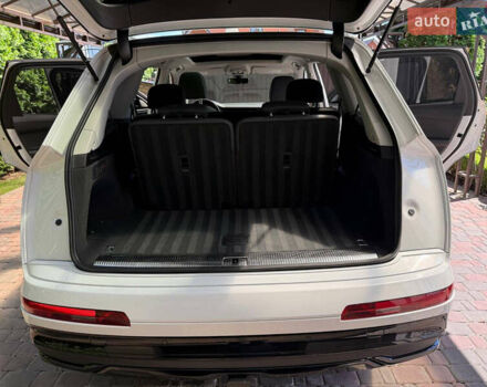 Білий Ауді Ку 7, об'ємом двигуна 3 л та пробігом 59 тис. км за 62700 $, фото 9 на Automoto.ua