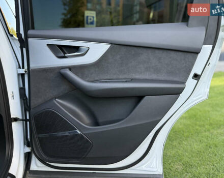 Білий Ауді Ку 7, об'ємом двигуна 2.97 л та пробігом 81 тис. км за 61900 $, фото 75 на Automoto.ua