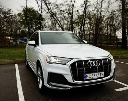 Белый Ауди Ку 7, объемом двигателя 3 л и пробегом 65 тыс. км за 45500 $, фото 2 на Automoto.ua