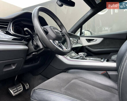 Білий Ауді Ку 7, об'ємом двигуна 3 л та пробігом 117 тис. км за 58200 $, фото 26 на Automoto.ua