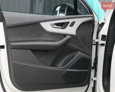 Белый Ауди Ку 7, объемом двигателя 2.97 л и пробегом 91 тыс. км за 76500 $, фото 31 на Automoto.ua