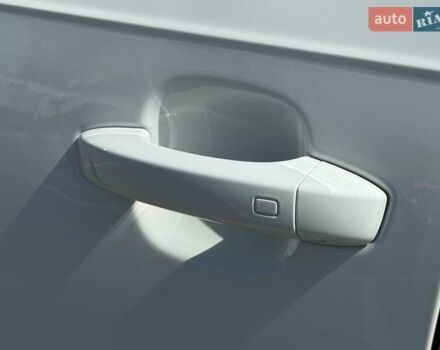 Білий Ауді Ку 7, об'ємом двигуна 3 л та пробігом 15 тис. км за 57000 $, фото 8 на Automoto.ua