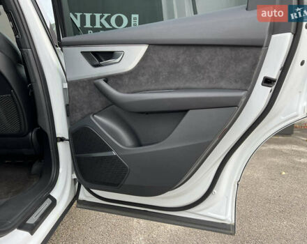 Білий Ауді Ку 7, об'ємом двигуна 3 л та пробігом 117 тис. км за 58200 $, фото 38 на Automoto.ua