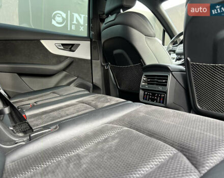 Білий Ауді Ку 7, об'ємом двигуна 3 л та пробігом 117 тис. км за 58200 $, фото 33 на Automoto.ua