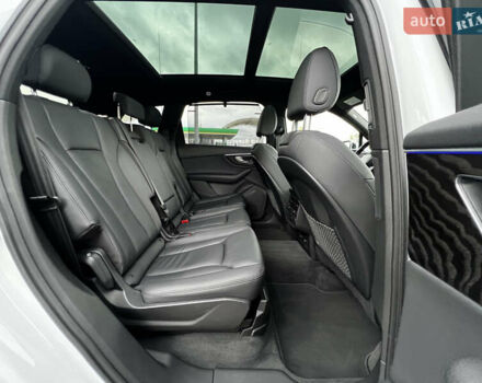 Білий Ауді Ку 7, об'ємом двигуна 3 л та пробігом 24 тис. км за 49999 $, фото 31 на Automoto.ua