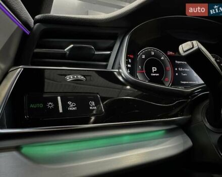 Білий Ауді Ку 7, об'ємом двигуна 3 л та пробігом 118 тис. км за 62000 $, фото 29 на Automoto.ua