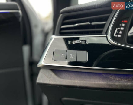 Білий Ауді Ку 7, об'ємом двигуна 3 л та пробігом 24 тис. км за 49999 $, фото 38 на Automoto.ua