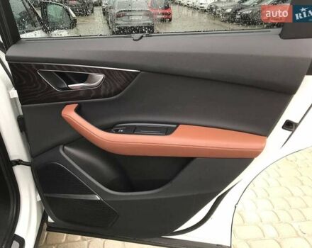 Белый Ауди Ку 7, объемом двигателя 3 л и пробегом 37 тыс. км за 52000 $, фото 5 на Automoto.ua