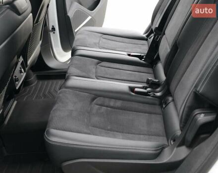 Белый Ауди Ку 7, объемом двигателя 2.97 л и пробегом 91 тыс. км за 76500 $, фото 38 на Automoto.ua