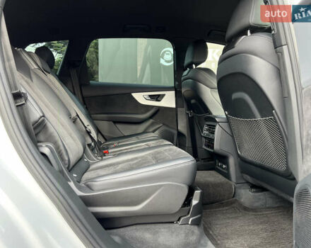 Білий Ауді Ку 7, об'ємом двигуна 3 л та пробігом 117 тис. км за 58200 $, фото 32 на Automoto.ua