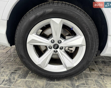 Белый Ауди Ку 7, объемом двигателя 2 л и пробегом 45 тыс. км за 51900 $, фото 16 на Automoto.ua