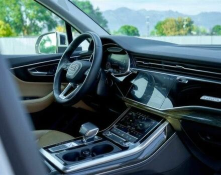 Белый Ауди Ку 7, объемом двигателя 3 л и пробегом 20 тыс. км за 14000 $, фото 10 на Automoto.ua