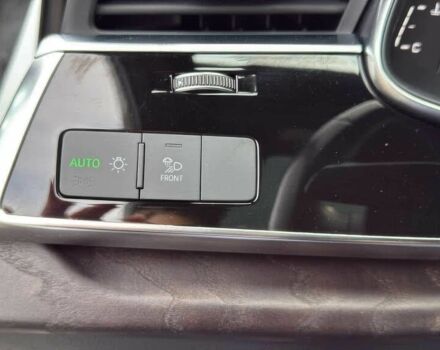 Белый Ауди Ку 7, объемом двигателя 2 л и пробегом 12 тыс. км за 27000 $, фото 13 на Automoto.ua