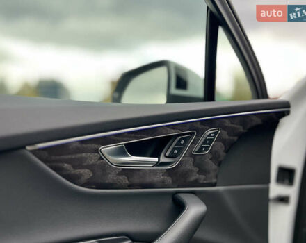 Білий Ауді Ку 7, об'ємом двигуна 3 л та пробігом 24 тис. км за 49999 $, фото 19 на Automoto.ua