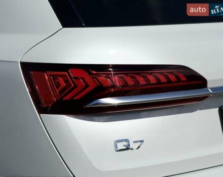 Білий Ауді Ку 7, об'ємом двигуна 3 л та пробігом 15 тис. км за 57000 $, фото 6 на Automoto.ua