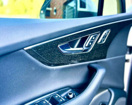 Білий Ауді Ку 7, об'ємом двигуна 1.98 л та пробігом 67 тис. км за 49700 $, фото 26 на Automoto.ua