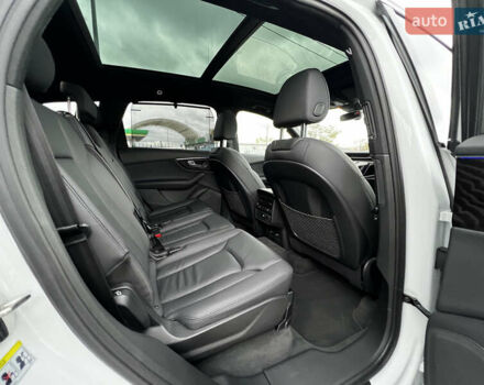 Білий Ауді Ку 7, об'ємом двигуна 3 л та пробігом 24 тис. км за 49999 $, фото 32 на Automoto.ua