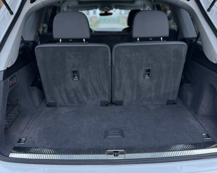 Білий Ауді Ку 7, об'ємом двигуна 3 л та пробігом 45 тис. км за 50000 $, фото 32 на Automoto.ua