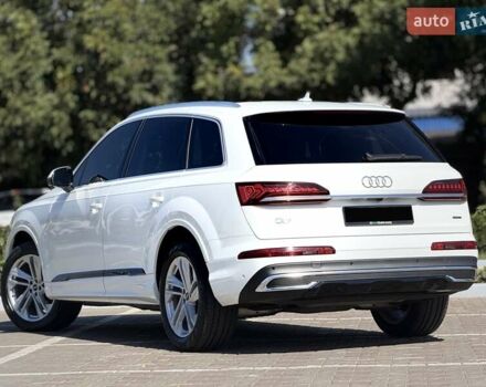 Білий Ауді Ку 7, об'ємом двигуна 3 л та пробігом 15 тис. км за 57000 $, фото 3 на Automoto.ua