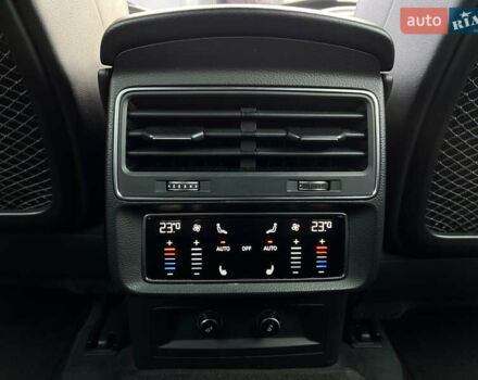 Білий Ауді Ку 7, об'ємом двигуна 3 л та пробігом 117 тис. км за 58200 $, фото 31 на Automoto.ua