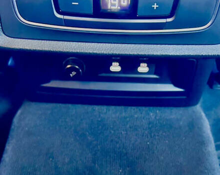 Білий Ауді Ку 7, об'ємом двигуна 1.98 л та пробігом 67 тис. км за 49700 $, фото 9 на Automoto.ua