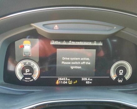 Белый Ауди Ку 7, объемом двигателя 3 л и пробегом 26 тыс. км за 17000 $, фото 8 на Automoto.ua