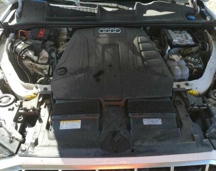 Белый Ауди Ку 7, объемом двигателя 3 л и пробегом 26 тыс. км за 17000 $, фото 11 на Automoto.ua