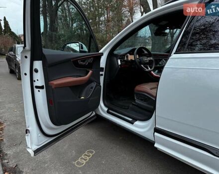 Білий Ауді Ку 7, об'ємом двигуна 3 л та пробігом 41 тис. км за 58990 $, фото 31 на Automoto.ua