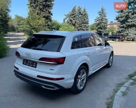 Білий Ауді Ку 7, об'ємом двигуна 1.98 л та пробігом 22 тис. км за 50999 $, фото 5 на Automoto.ua