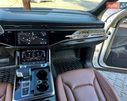 Білий Ауді Ку 7, об'ємом двигуна 3 л та пробігом 23 тис. км за 62999 $, фото 18 на Automoto.ua