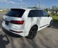 Белый Ауди Ку 7, объемом двигателя 3 л и пробегом 22 тыс. км за 24200 $, фото 3 на Automoto.ua