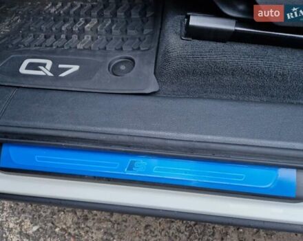 Белый Ауди Ку 7, объемом двигателя 3 л и пробегом 84 тыс. км за 73900 $, фото 45 на Automoto.ua