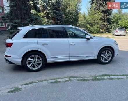 Білий Ауді Ку 7, об'ємом двигуна 1.98 л та пробігом 22 тис. км за 50999 $, фото 4 на Automoto.ua