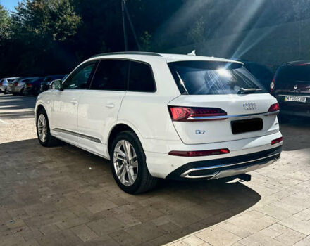 Білий Ауді Ку 7, об'ємом двигуна 2 л та пробігом 67 тис. км за 58000 $, фото 5 на Automoto.ua