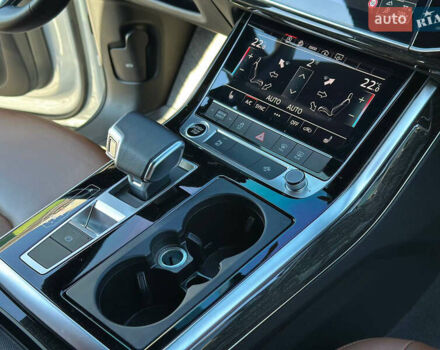 Білий Ауді Ку 7, об'ємом двигуна 3 л та пробігом 23 тис. км за 62999 $, фото 37 на Automoto.ua