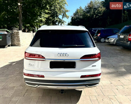 Білий Ауді Ку 7, об'ємом двигуна 2 л та пробігом 67 тис. км за 58000 $, фото 19 на Automoto.ua