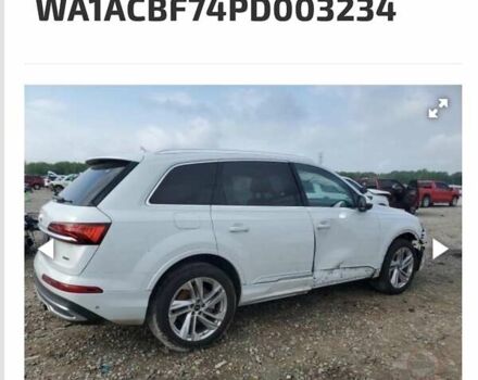 Білий Ауді Ку 7, об'ємом двигуна 2 л та пробігом 67 тис. км за 58000 $, фото 74 на Automoto.ua