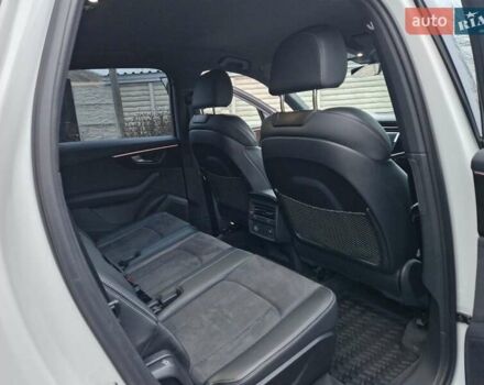 Белый Ауди Ку 7, объемом двигателя 3 л и пробегом 84 тыс. км за 73900 $, фото 38 на Automoto.ua