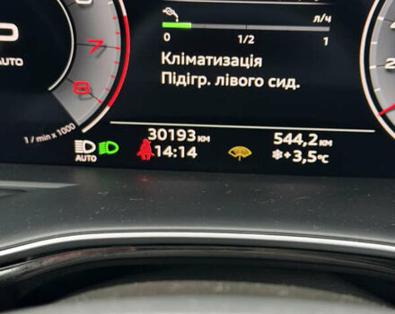 Белый Ауди Ку 7, объемом двигателя 3 л и пробегом 30 тыс. км за 75000 $, фото 41 на Automoto.ua