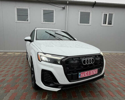 Белый Ауди Ку 7, объемом двигателя 3 л и пробегом 30 тыс. км за 75000 $, фото 3 на Automoto.ua