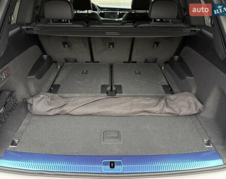 Білий Ауді Ку 7, об'ємом двигуна 2 л та пробігом 1 тис. км за 79999 $, фото 42 на Automoto.ua