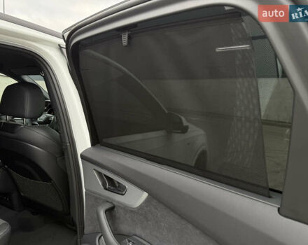 Білий Ауді Ку 7, об'ємом двигуна 2 л та пробігом 1 тис. км за 79999 $, фото 38 на Automoto.ua