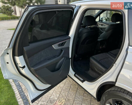 Белый Ауди Ку 7, объемом двигателя 1.98 л и пробегом 6 тыс. км за 84900 $, фото 34 на Automoto.ua