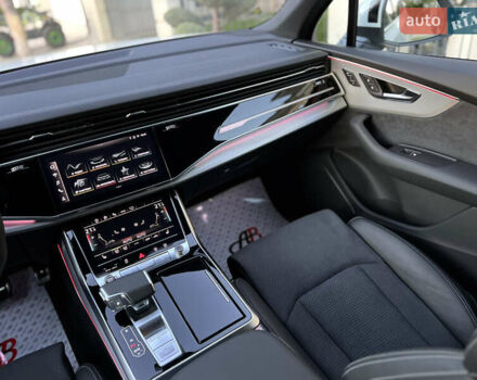 Белый Ауди Ку 7, объемом двигателя 1.98 л и пробегом 6 тыс. км за 84900 $, фото 41 на Automoto.ua