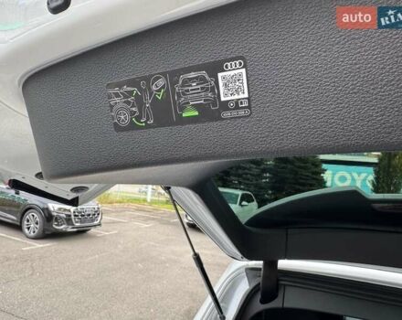 Белый Ауди Ку 7, объемом двигателя 3 л и пробегом 1 тыс. км за 104900 $, фото 18 на Automoto.ua