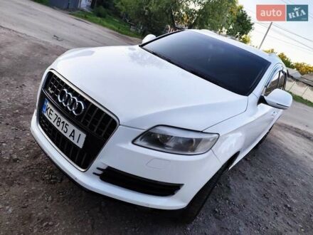 Ауди Ку 7 2006 в Пятихатках на Automoto.ua Белый Ауди Ку 7, объемом двигателя 4.2 л и пробегом 305 тыс. км за 9500 $, фото 1 на Automoto.ua