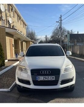 Белый Ауди Ку 7, объемом двигателя 3.6 л и пробегом 277 тыс. км за 7500 $, фото 1 на Automoto.ua