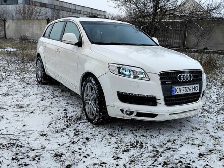 Ауди Ку 7 2007 в Краснокутске на Automoto.ua Белый Ауди Ку 7, объемом двигателя 4.2 л и пробегом 250 тыс. км за 11500 $, фото 1 на Automoto.ua