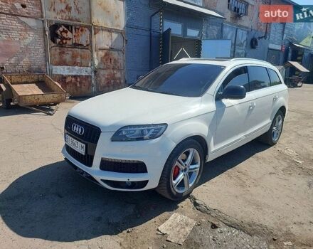 Белый Ауди Ку 7, объемом двигателя 4.2 л и пробегом 290 тыс. км за 5500 $, фото 1 на Automoto.ua