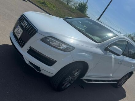 Ауді Ку 7 2013 у Кривому Розі на Automoto.ua Білий Ауді Ку 7, об'ємом двигуна 3 л та пробігом 244 тис. км за 448 $, фото 1 на Automoto.ua